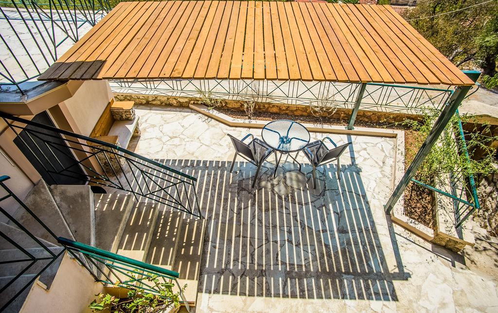 Villa Jlo à Dhavgáta Extérieur photo